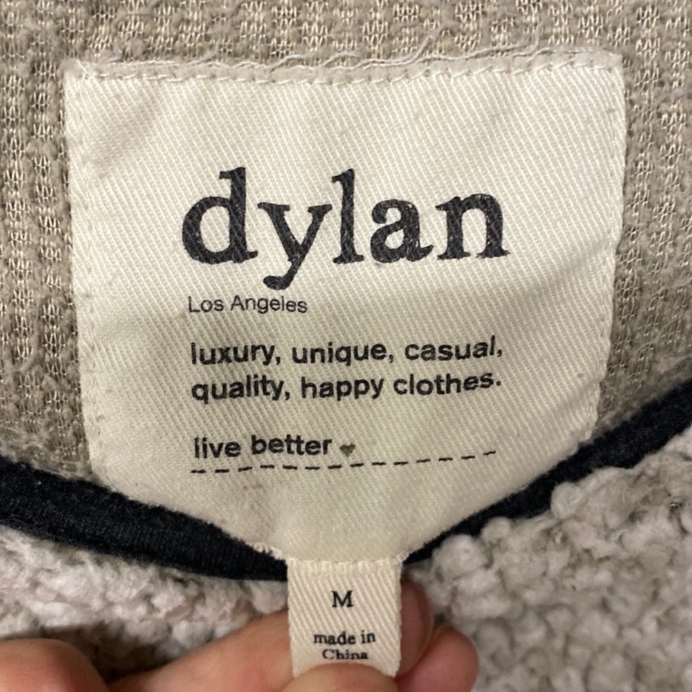 Dylan Fleece Top size Medium - Picture 2 of 6